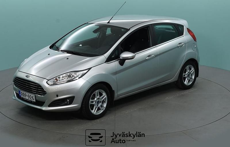Harmaa Käytetty 2014 Ford Fiesta Titanium Viistoperä | 8 850 € (Perustarjous) - Kuva 1/4