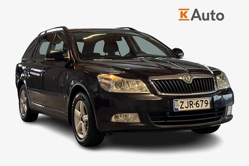 Käytetty 2012 Skoda Octavia Elegance Farmari | 7 900 € (Perustarjous) - Kuva 1/3