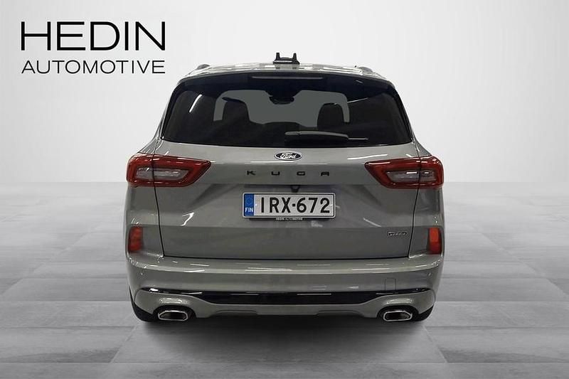 Käytetty Ford Kuga ST-Line X 151 HP (111 kW) 2024 Hopea Katumaasturi