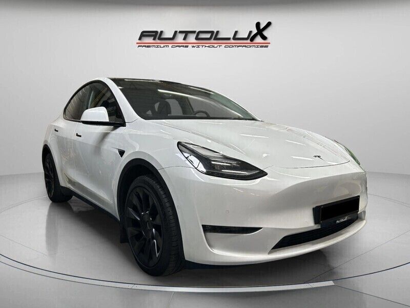 Käytetty 2023 Tesla Model Y Long Range Katumaasturi | 34 790 € (Perustarjous) - Kuva 1/4
