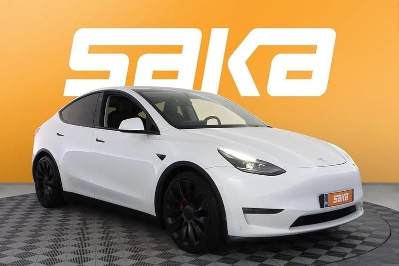 Käytetty 2022 Tesla Model Y Performance Katumaasturi | 36 400 € (Perustarjous) - Kuva 1/3