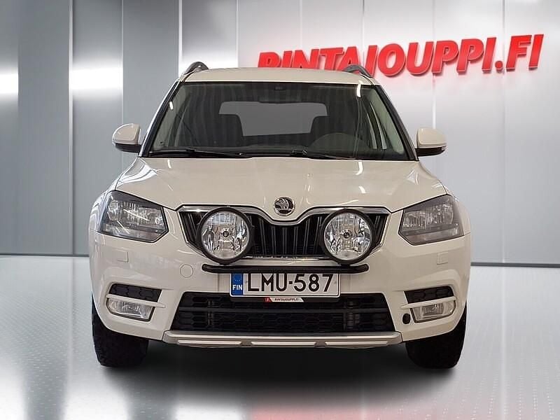 Käytetty Skoda Yeti Ambition 150 HP (110 kW) 2016 Valkoinen Katumaasturi