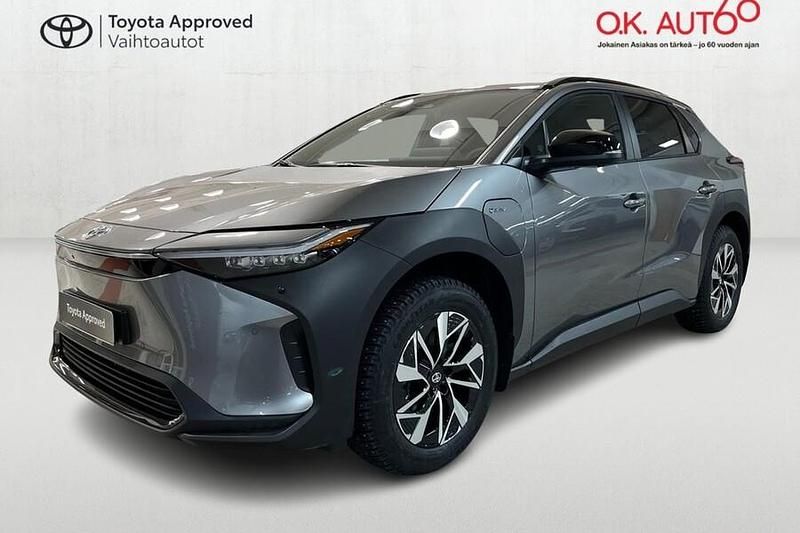 Käytetty Toyota bZ4X Business Edition 50 kW (69 HP) 2025 Katumaasturi