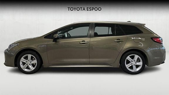 Käytetty Toyota Corolla Active 184 HP (135 kW) 2019 Ruskea (beige) Farmari