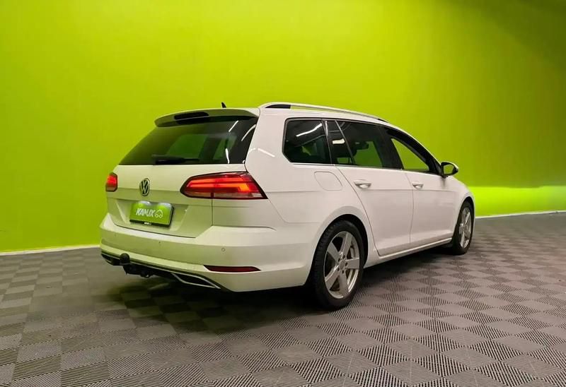 Käytetty VW Golf VII Highline 150 HP (110 kW) 2018 Valkoinen Farmari