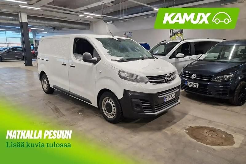 Käytetty Opel Vivaro Comfort 144 HP (105 kW) 2022 Valkoinen Tila-auto