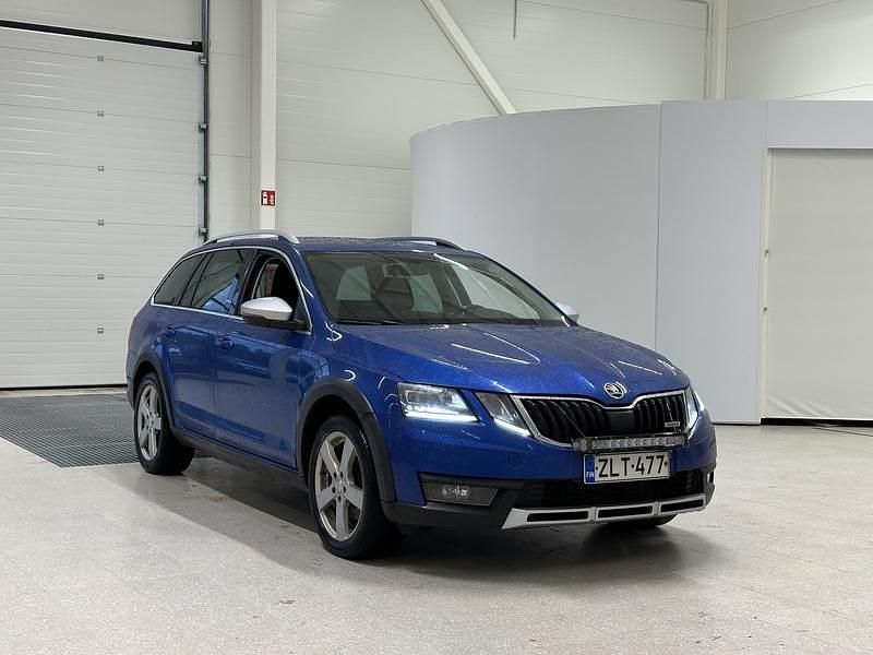 Käytetty 2018 Skoda Octavia Farmari | 12 900 € (Hyvä tarjous) - Kuva 1/3