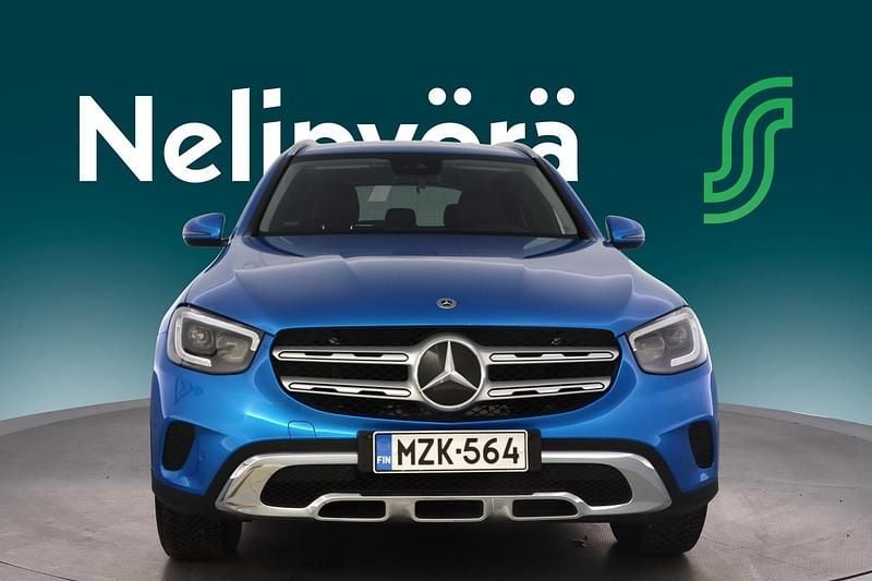 Käytetty Mercedes GLC300e Business 211 HP (155 kW) 2021 Musta Katumaasturi