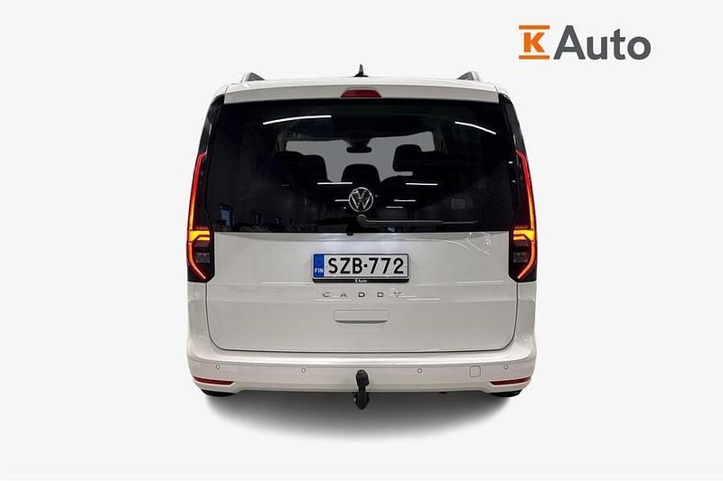 Käytetty VW Caddy Business 114 HP (83 kW) 2021 Valkoinen Tila-auto