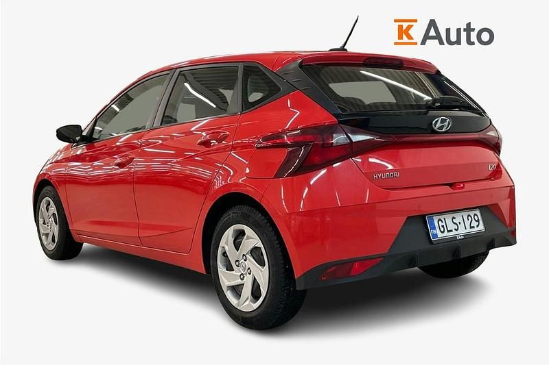 Käytetty Hyundai i20 83 HP (61 kW) 2021 Punainen Viistoperä
