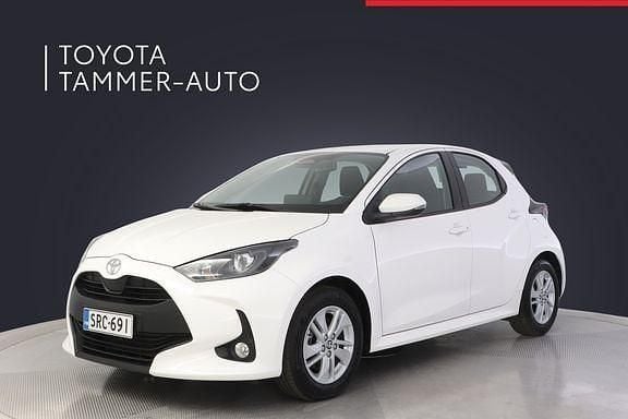 Valkoinen Käytetty 2024 Toyota Yaris Viistoperä | 22 880 € (Hieman kallis) - Kuva 1/4