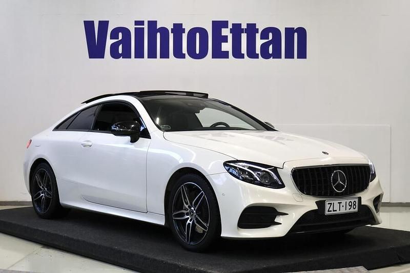 Käytetty Mercedes E220 Business 194 HP (142 kW) 2018 Valkoinen Coupe - kaksiovinen