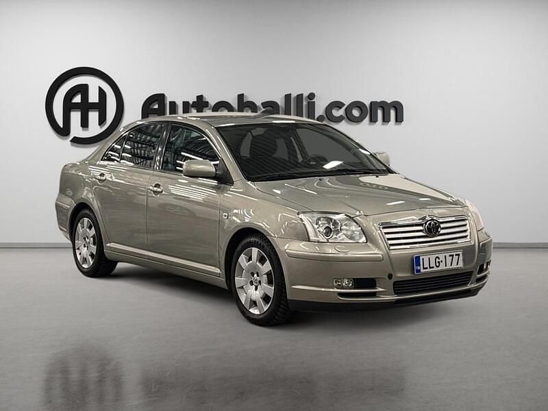 Käytetty 2003 Toyota Avensis Sol Sedan | 5 990 € (Kallis) - Kuva 1/4