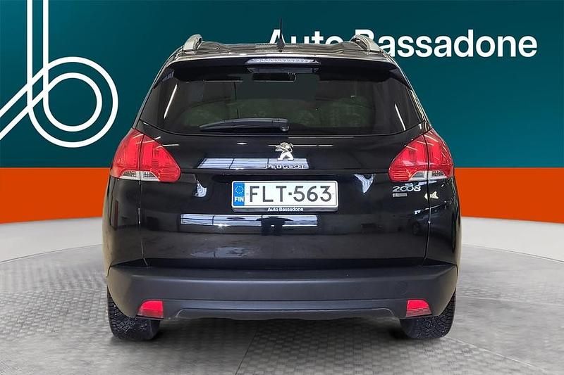 Käytetty Peugeot 2008 110 HP (80 kW) 2015 Katumaasturi