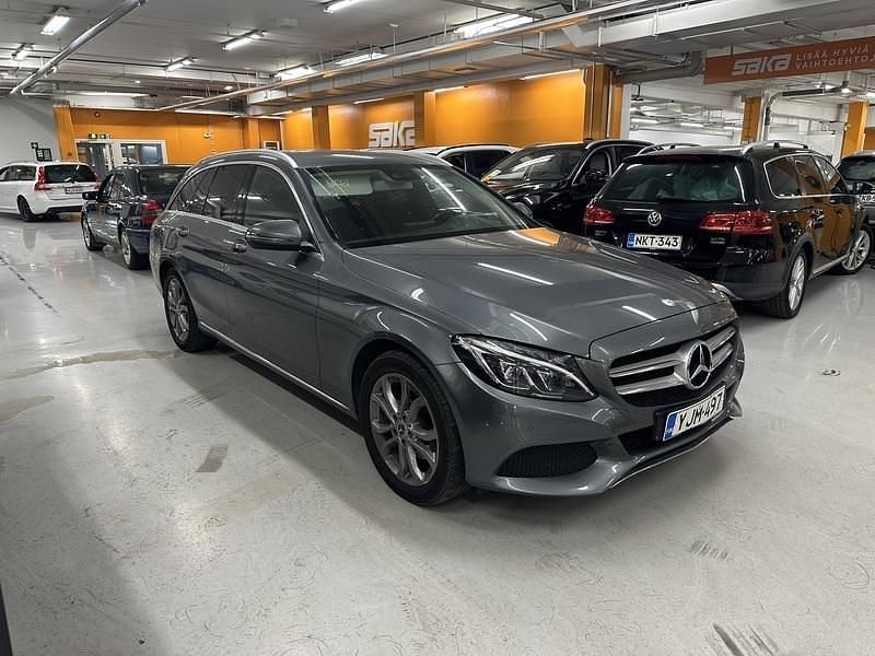 Käytetty 2017 Mercedes C220 Edition Farmari | 22 800 € (Perustarjous) - Kuva 1/1