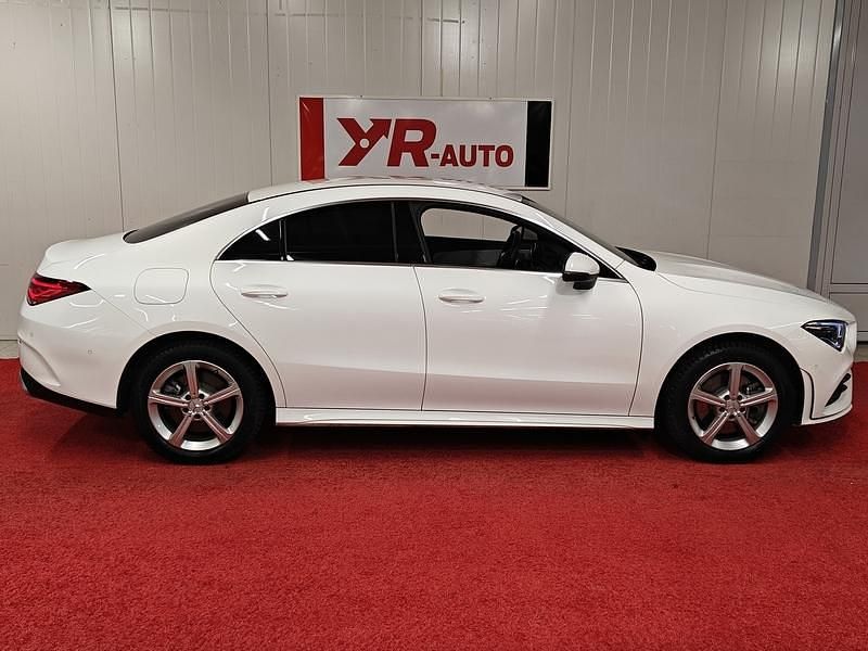 Käytetty Mercedes CLA250e Business 160 HP (117 kW) 2023 Sedan