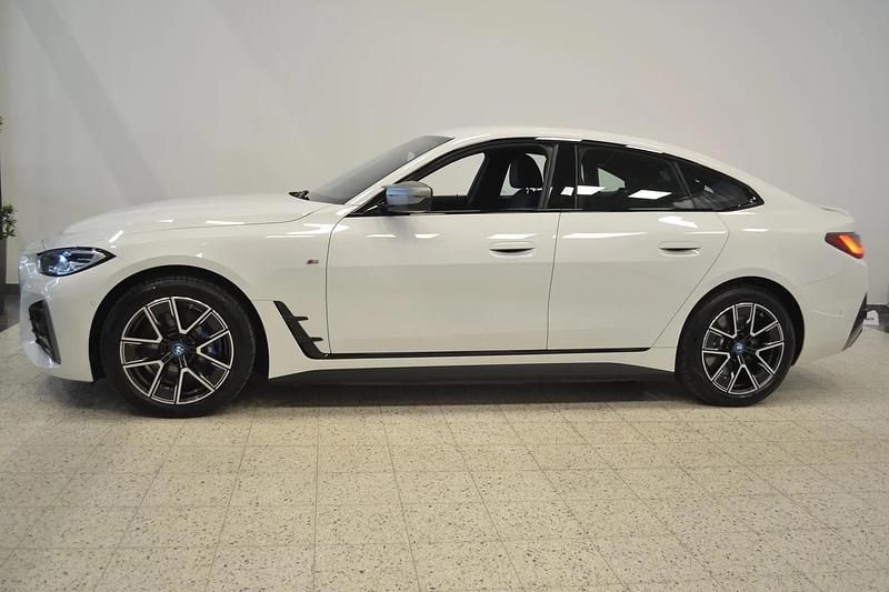 Käytetty BMW i4 Performance 544 kW (740 HP) 2023 Alpinweiss Sedan