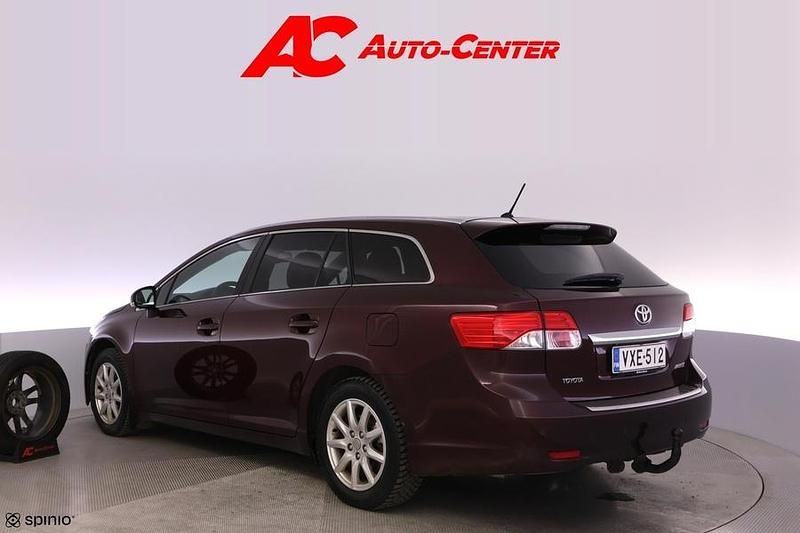 Käytetty Toyota Avensis Active 124 HP (91 kW) 2013 Farmari