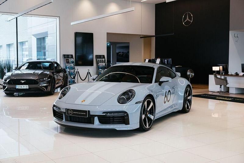 Käytetty 2023 Porsche 911 Sport Coupe - kaksiovinen | 588 900 € - Kuva 1/4