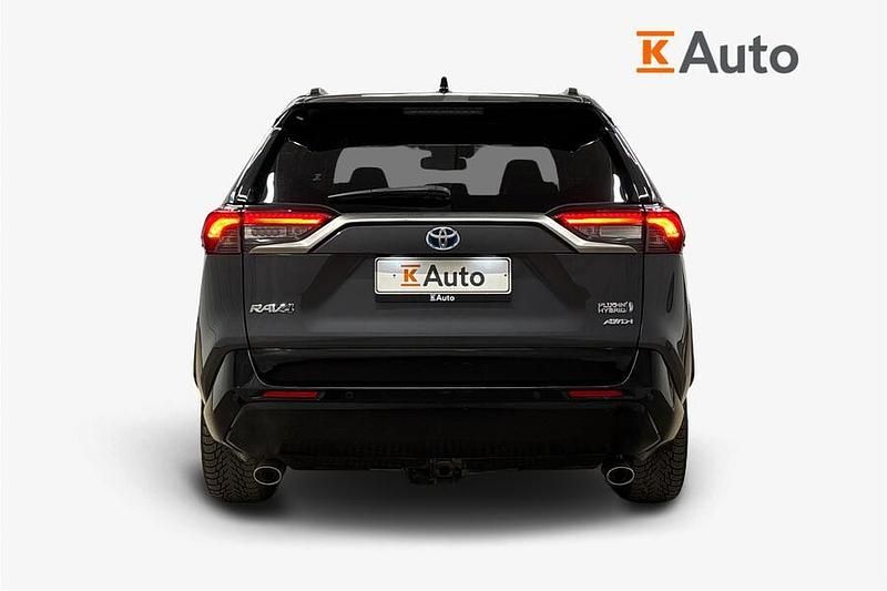 Käytetty Toyota RAV4 Hybrid Style 306 HP (225 kW) 2021 Katumaasturi