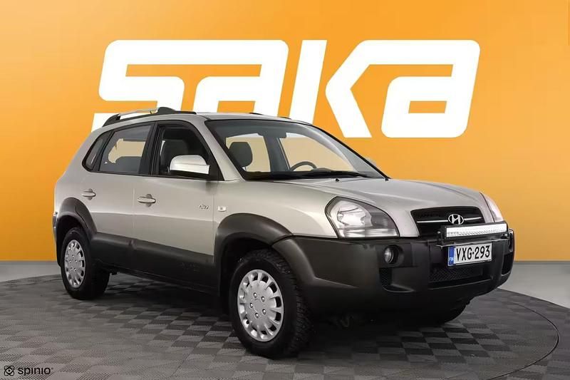 Käytetty Hyundai Tucson GLS 112 HP (82 kW) 2005 Katumaasturi