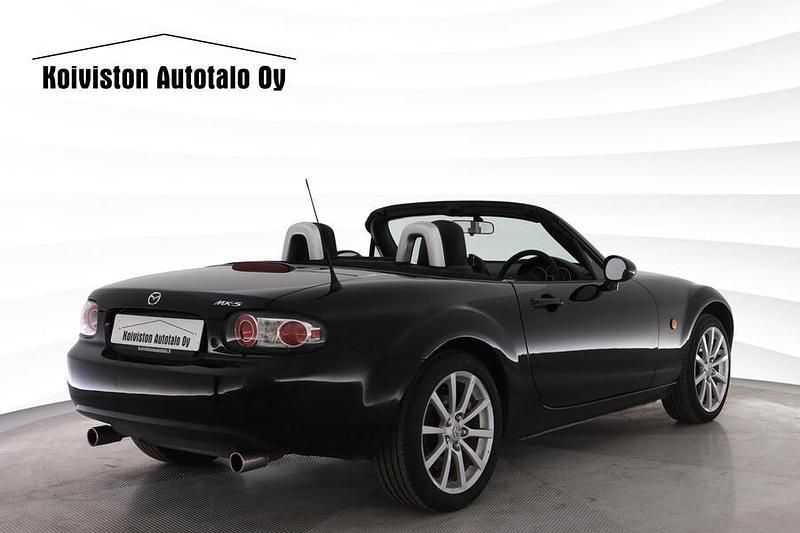 Käytetty Mazda MX5 163 HP (119 kW) 2007 Avoauto