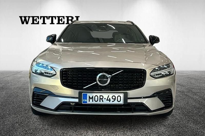 Käytetty Volvo V90 Performance 456 HP (335 kW) 2024 Ruskea Farmari