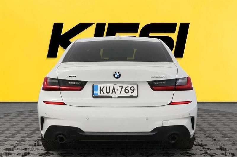 Käytetty BMW 330e M Sport 184 HP (135 kW) 2020 Sedan