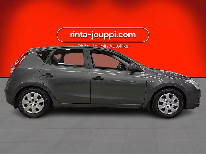 Käytetty Hyundai i30 Classic 109 HP (80 kW) 2008 Viistoperä