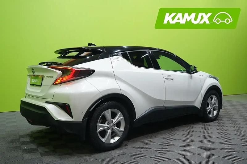 Käytetty Toyota C-HR Edition 122 HP (89 kW) 2019 Valkoinen Katumaasturi