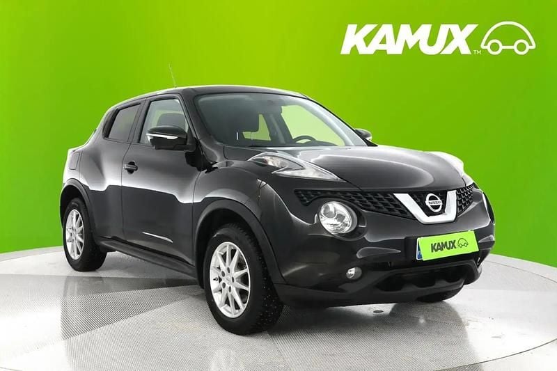Käytetty Nissan Juke Acenta 116 HP (85 kW) 2016 Musta Katumaasturi