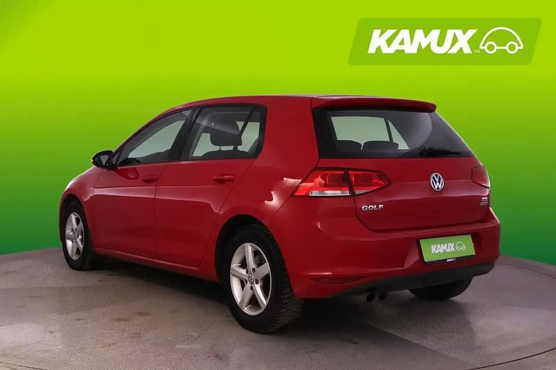 Käytetty VW Golf VII Comfortline 122 HP (89 kW) 2013 Punainen Sedan