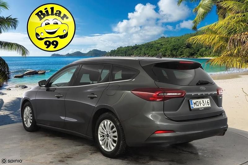 Käytetty Ford Focus Titanium 126 HP (92 kW) 2023 Farmari