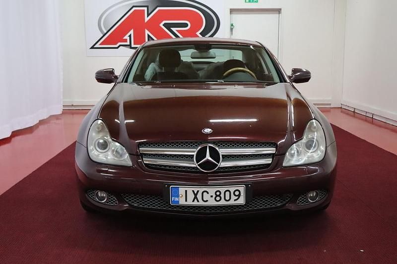 Käytetty Mercedes CLS320 224 HP (164 kW) 2008 Coupe - kaksiovinen