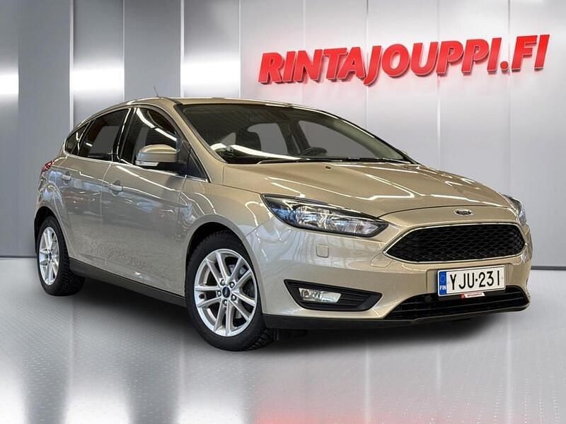 Harmaa Käytetty 2018 Ford Focus Viistoperä | 8 600 € (Hyvä tarjous) - Kuva 1/3