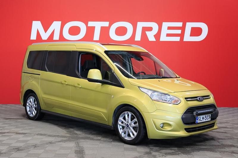 Käytetty Ford Grand Tourneo Connect Titanium 116 HP (85 kW) 2014 Tila-auto