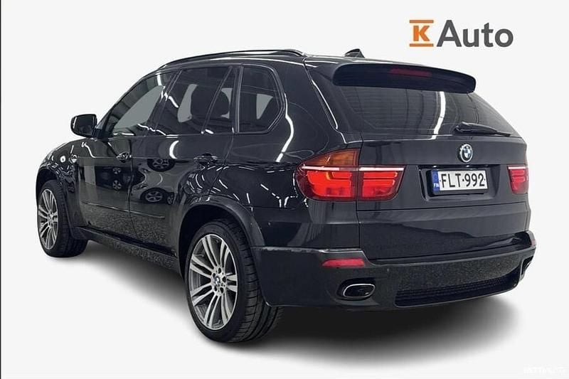 Käytetty BMW X5 M Sport 245 HP (180 kW) 2012 Musta Katumaasturi