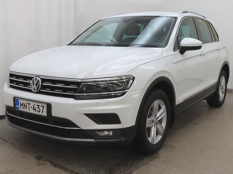 Käytetty VW Tiguan Highline 150 HP (110 kW) 2019 Valkoinen Katumaasturi