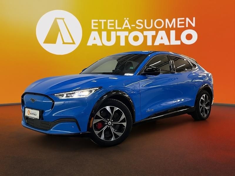 Käytetty Ford Mustang Mach-E Premium 197 kW (269 HP) 2023 Sininen Katumaasturi