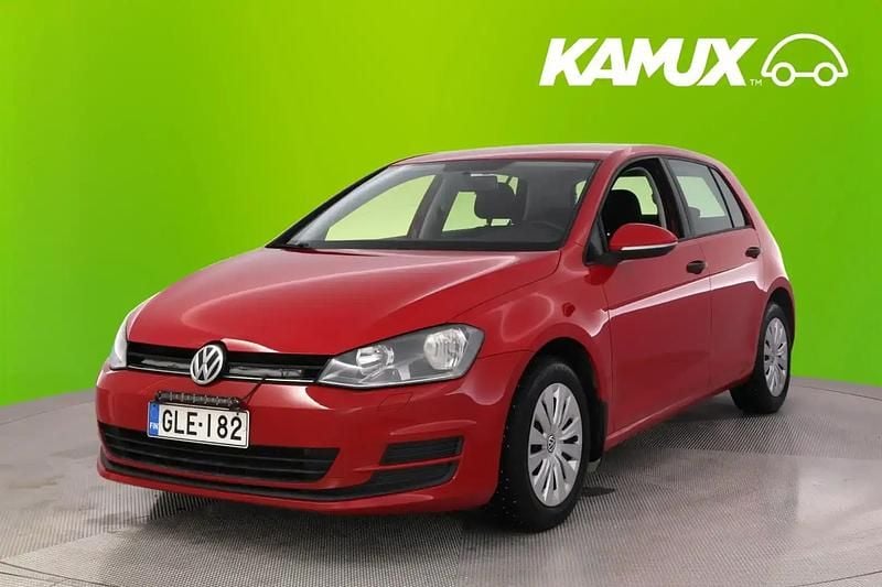 Käytetty VW Golf VII Trendline 86 HP (63 kW) 2014 Punainen Sedan
