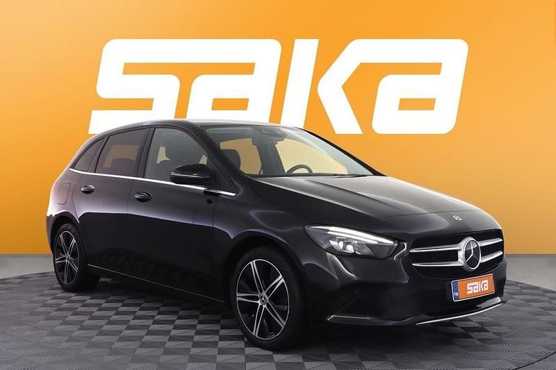 Käytetty 2023 Mercedes B250e Business Tila-auto | 28 900 € - Kuva 1/3