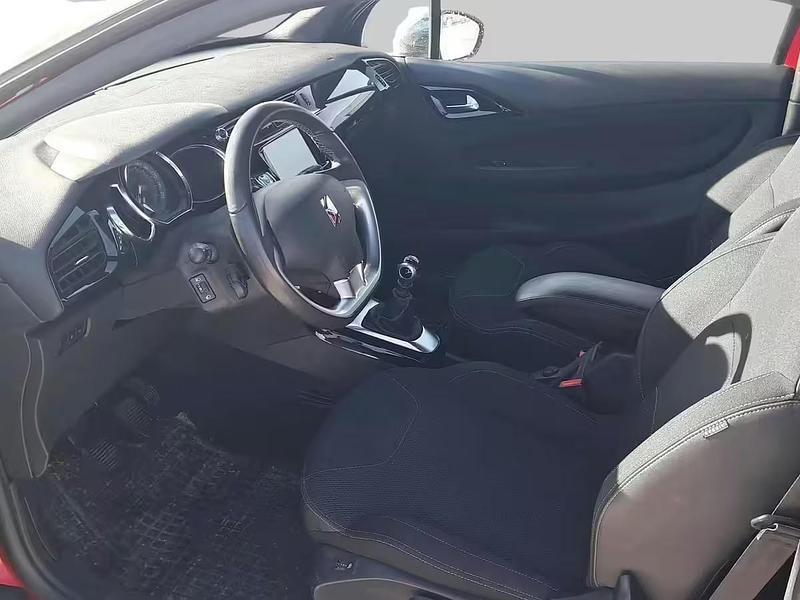 Käytetty DS Automobiles DS3 So Chic 2016 Viistoperä