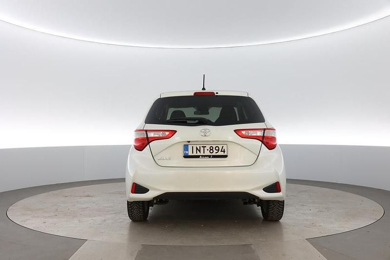 Käytetty Toyota Yaris Multidrive S 112 HP (82 kW) 2017 Viistoperä