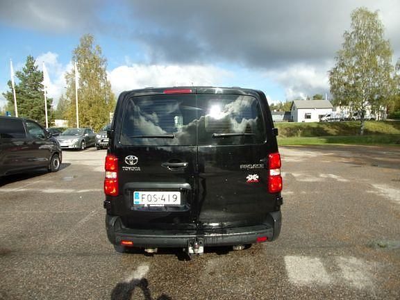 Käytetty Toyota Proace 88 kW (121 HP) 2021 Ktv / fx Tila-auto