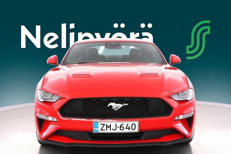 Käytetty Ford Mustang Fastback 290 HP (213 kW) 2018 Punainen Coupe - kaksiovinen