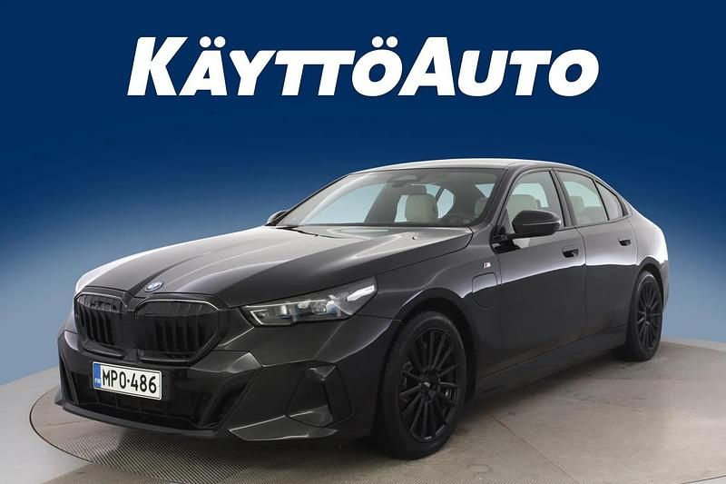 Käytetty BMW 550e M Sport 490 HP (360 kW) 2024 Musta Sedan