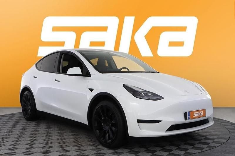 Käytetty Tesla Model Y RWD 219 kW (299 HP) 2023 Katumaasturi