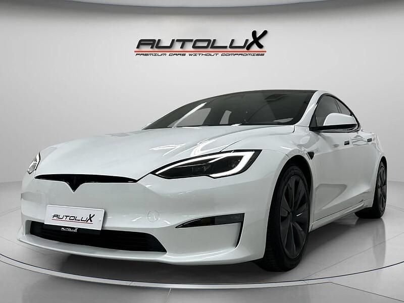 Käytetty Tesla Model S 397 kW (541 HP) 2025 Viistoperä