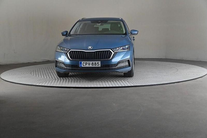 Käytetty Skoda Octavia Style 150 HP (110 kW) 2021 Farmari