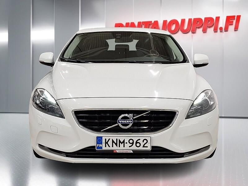 Käytetty Volvo V40 Business Edition 120 HP (88 kW) 2016 Valkoinen Viistoperä
